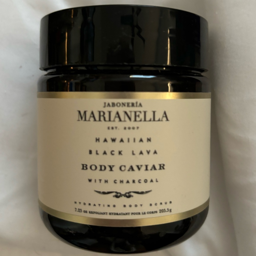 Jaboneria Marianella Hawaiian Black Lava Body Caviar Body Scrub With Charcoal